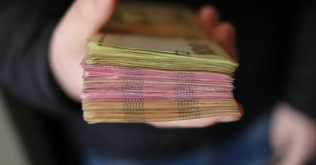 In 2024, salaries will be indexed У 2024 році індексацію було призупинено. Але в поточному році її планують відновити.