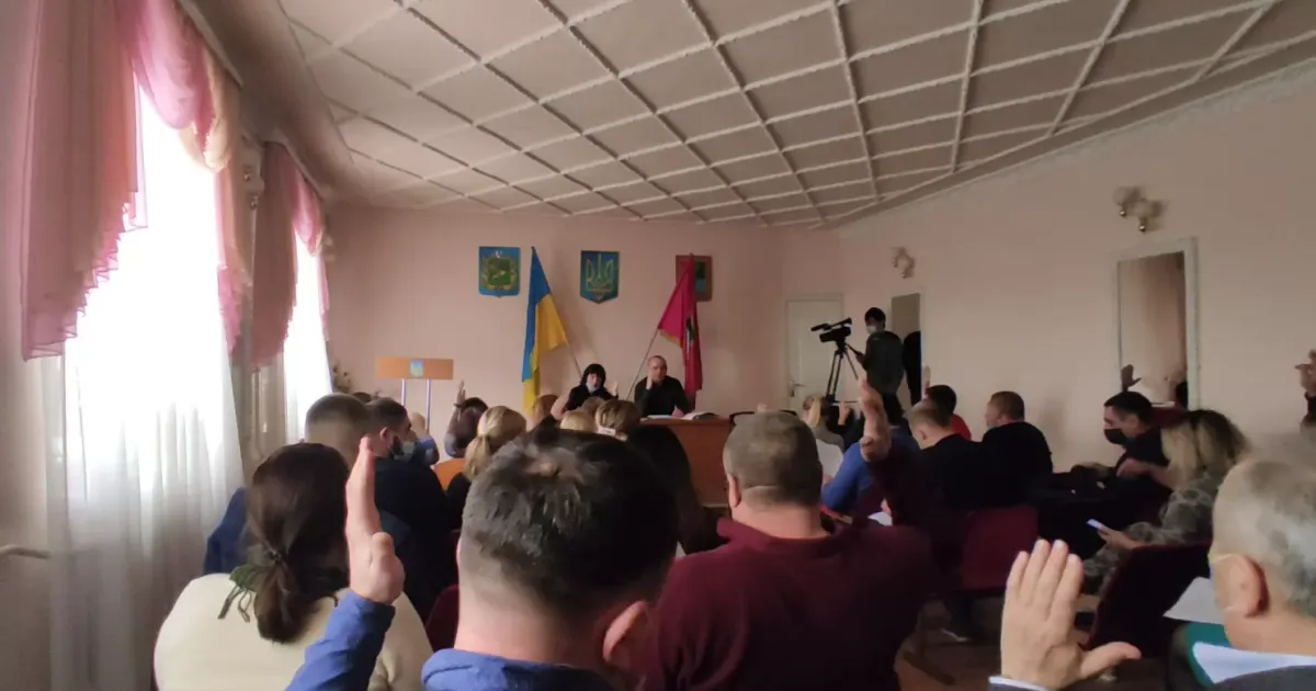 Депутати Солоницівської ОТГ розглянули питання надбавок для старост селищ, створення відділу охорони здоров’я, матеріальну допомогу пільговикам та земельні питання